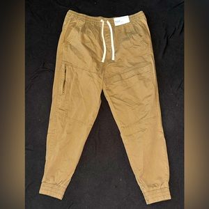 Arizona Jeans Co Pants Tan Large Brown Skinny Jogger Skinny Fit Elastic Cuff NEW